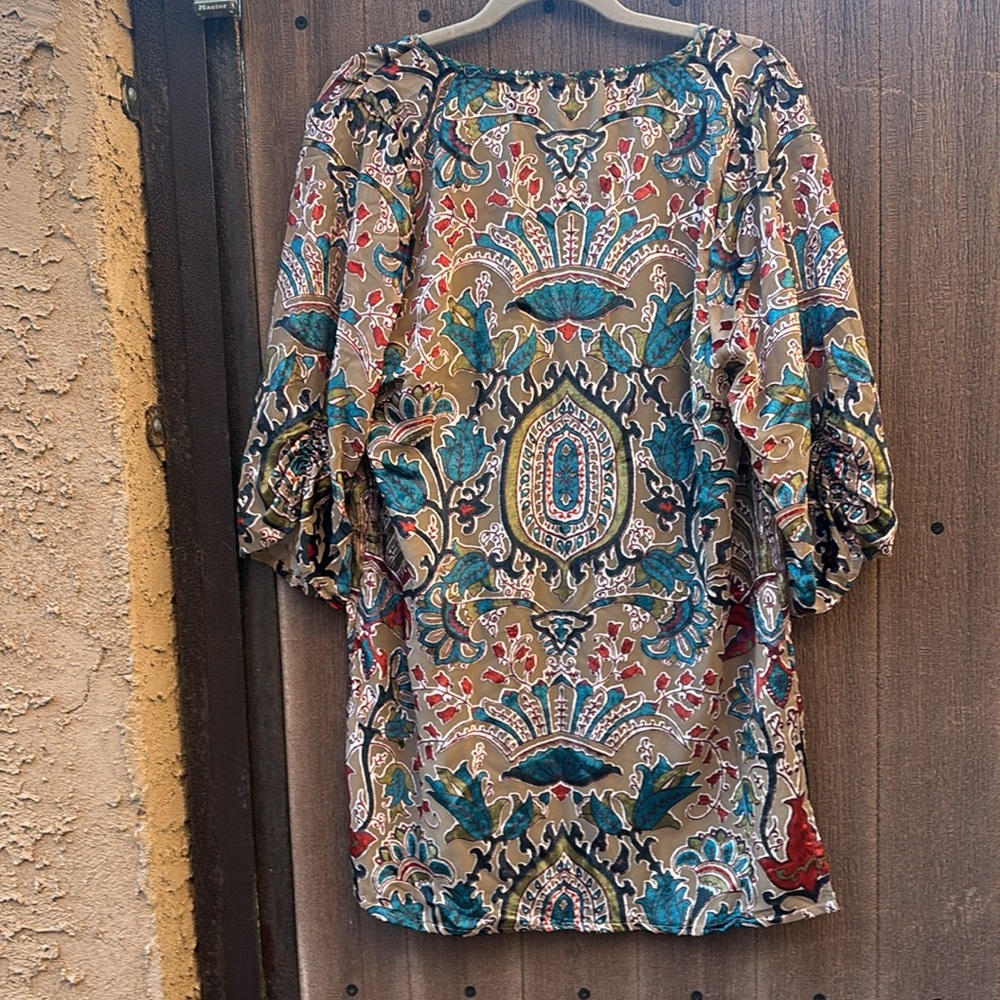 Colorful Patterned Tunic Top - Picture 8 of 12